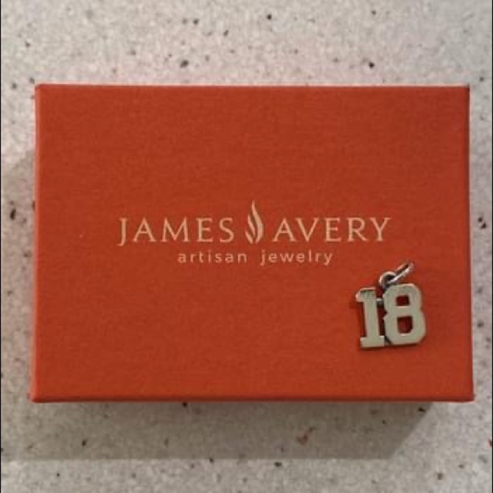 James Avery Ivy League #18 Charm